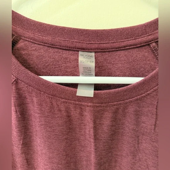 💫Beyond Yoga Featherweight Daydreamer Pullover, Midnight Burgundy, XS, NWT - Picture 11 of 12